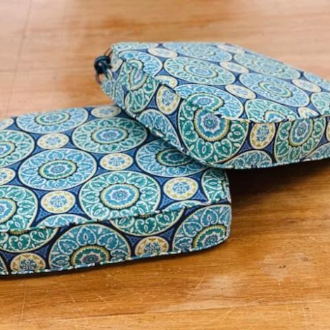 blue cushions
